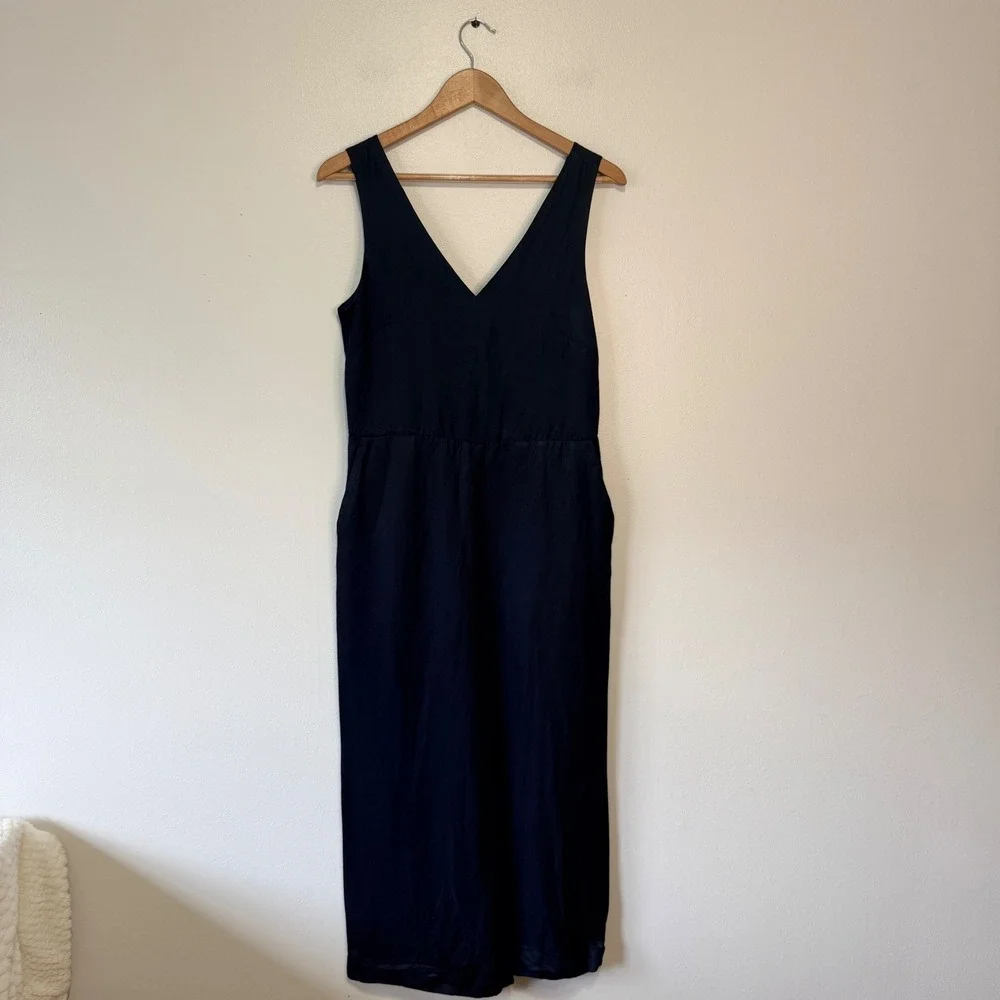 Banana Republic Navy Blue Wide Leg Knot Front V-Neck Jumpsuit‎ Pockets Womens 6
